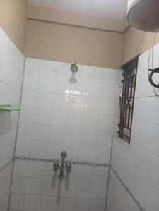 Bathroom Image of 600 Sq.ft 1 BHK Apartment / Flat for rent in C V Raman Nagar Bengaluru for Rs. 20000