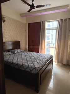 Bedroom Image of 1080 Sq.ft 2.5 BHK Apartment / Flat for sale in Nimbus The Hyde Park, Sector 78 Noida for Rs. 11900000