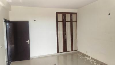 Bedroom Image of 1600 Sq.ft 3 BHK Apartment / Flat for sale in Grand Omaxe, Sector 93B Noida for Rs. 25000000