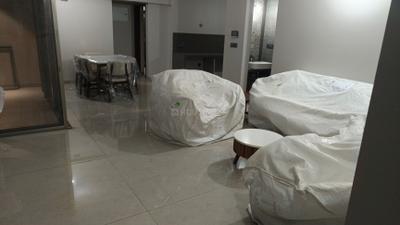 Living Room Image of 2500 Sq.ft 4 BHK Apartment / Flat for rent in Deccan Gymkhana Pune for Rs. 150000