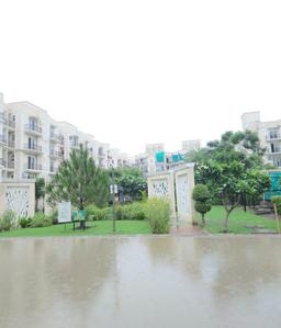 Image of 1210 Sq.ft 3 BHK Builder Floor for sale in Signature Global Park 2 And 3, Sector 36, Sohna for Rs. 12100000