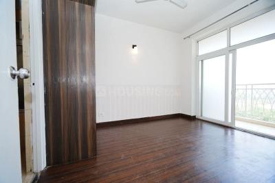 Bedroom Image of 1110 Sq.ft 2.5 BHK Apartment / Flat for sale in Mahagun Mywoods Phase 2, Noida Extension Greater Noida for Rs. 9600000