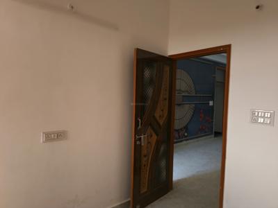 Bedroom Image of 900 Sq.ft 3 BHK Builder Floor for sale in DLF Ankur Vihar Ghaziabad for Rs. 3450058
