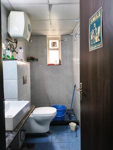 Common Bathroom Image of 2200 Sq.ft 3 BHK Apartment / Flat for rent in Vipul World, Sector 48 Gurgaon for Rs. 55000
