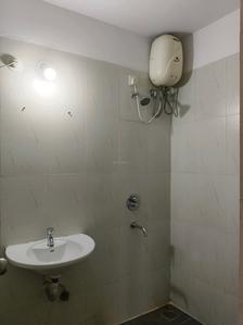 Common Bathroom Image of 774 Sq.ft 1.5 BHK Apartment / Flat for sale in Lodha Casa Rio, Palava Phase 1 Thane for Rs. 4200000