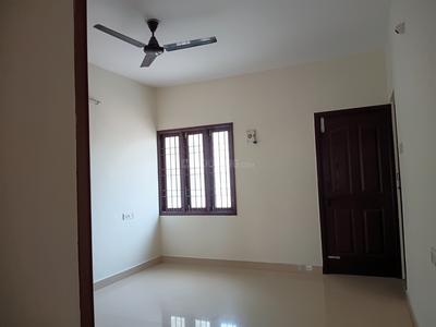 Bedroom Image of 1100 Sq.ft 2 BHK Builder Floor for rent in Nungambakkam Chennai for Rs. 37000