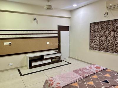 Bedroom Image of 4560 Sq.ft 4 BHK Independent House for sale in Thaltej Ahmedabad for Rs. 91100000