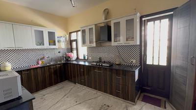 Kitchen Image of 4000 Sq.ft 4 BHK Independent House for rent in Trikuta Nagar Jammu for Rs. 45000