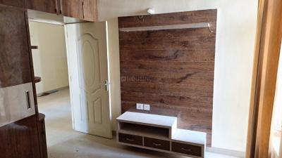 Bedroom Image of 800 Sq.ft 2 BHK Apartment / Flat for sale in Shree Vardhman Mantra, Sector 67 Gurgaon for Rs. 7300000