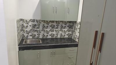 Kitchen Image of 200 Sq.ft 1 RK Apartment / Flat for rent in Sant Nagar New Delhi for Rs. 25000