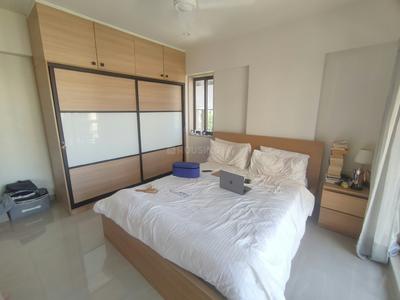 Bedroom Image of 650 Sq.ft 1 BHK Apartment / Flat for rent in Khar West Mumbai for Rs. 130000