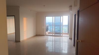 Living Room Image of 2002 Sq.ft 3.5 BHK Apartment / Flat for sale in Godrej Meridien Phase II, Sector 106 Gurgaon for Rs. 29000000