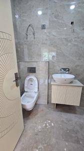 Image of 2000 Sq.ft 2 BHK Builder Floor for sale in Big Block South City 2, Sector 49, Gurgaon for Rs. 21000000