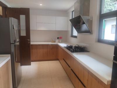 Kitchen Image of 2200 Sq.ft 4 BHK Apartment / Flat for sale in Kasturi The Balmoral Riverside, Baner Pune for Rs. 38500000