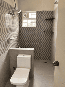 Bathroom Image of 1200 Sq.ft 3 BHK Builder Floor for rent in JP Nagar Bengaluru for Rs. 40000