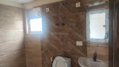Image of 1350 Sq.ft 3 BHK Apartment / Flat for sale in Amrapali Silicon City, Sector 76, Noida for Rs. 15200000
