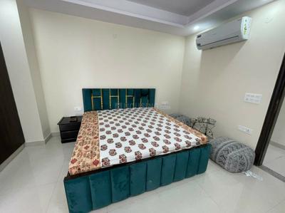 Bedroom Image of 933 Sq.ft 1 BHK Independent House for rent in Sector 46 Gurgaon for Rs. 35000