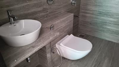 Bathroom Image of 490 Sq.ft 1 BHK Apartment / Flat for rent in Borivali West Mumbai for Rs. 37000