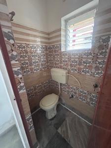 Bathroom Image of 900 Sq.ft 2 BHK Apartment / Flat for sale in Ashok Nagar Kolkata for Rs. 4400000