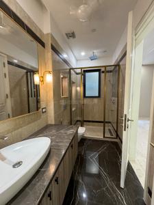 Bathroom Image of 2400 Sq.ft 4 BHK Builder Floor for sale in Defence Colony New Delhi for Rs. 105000000