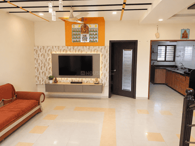 Living Room Image of 4500 Sq.ft 3.5 BHK Independent House for rent in Kotecha Nagar Rajkot for Rs. 45000