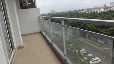 Balcony Image of 850 Sq.ft 1.5 BHK Studio for rent in Godrej Golf Links Villas, Jaypee Greens Greater Noida for Rs. 40000
