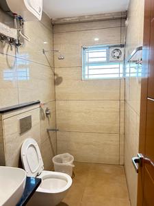 Bathroom Image of 500 Sq.ft 1 RK Apartment / Flat for rent in Thanisandra Bengaluru for Rs. 21000