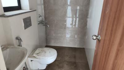 Bathroom Image of 550 Sq.ft 1 BHK Apartment / Flat for sale in Duville Riverdale Suites, Kharadi Pune for Rs. 6800000