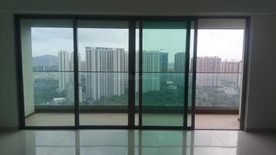 Living Room Image of 2025 Sq.ft 4 BHK Apartment / Flat for rent in Kalpataru Parkcity, Thane West Thane for Rs. 150000