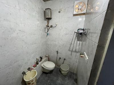 Bathroom Image of 2997 Sq.ft 4 BHK Villa for sale in Vastrapur Ahmedabad for Rs. 47000000