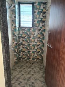 Bathroom Image of 990 Sq.ft 2 BHK Apartment / Flat for rent in Roongta Shree Tirumala Gulmohar Apartment, Makhmalabad Nashik for Rs. 10000