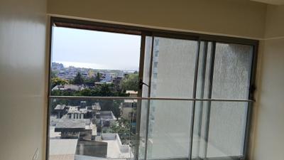 Bedroom Image of 1200 Sq.ft 3 BHK Apartment / Flat for rent in Santacruz West Mumbai for Rs. 225000