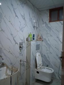 Common Bathroom Image of 1550 Sq.ft 3 BHK Apartment / Flat for sale in Sector 104 Noida for Rs. 6995000
