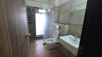 Image of 1750 Sq.ft 3 BHK Apartment / Flat for sale in Lokhandwala Octacrest, Kandivali East, Mumbai for Rs. 40000000