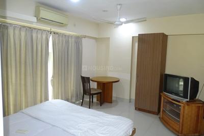 Bedroom Image of 1500 Sq.ft 3 BHK Apartment / Flat for rent in Vile Parle East Mumbai for Rs. 140000