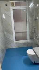 Bathroom Image of 1780 Sq.ft 3.5 BHK Apartment / Flat for sale in Monte South, Byculla Mumbai for Rs. 70000000