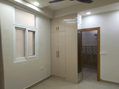 Bedroom Image of 950 Sq.ft 2 BHK Builder Floor for sale in Indirapuram Ghaziabad for Rs. 7000000