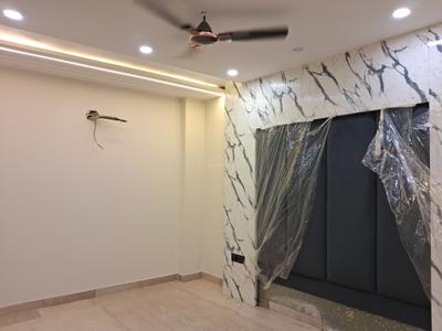 Bedroom Image of 1800 Sq.ft 3 BHK Builder Floor for sale in Paschim Vihar New Delhi for Rs. 37500000