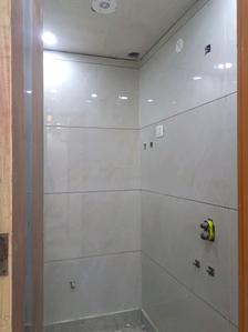 Common Bathroom One Image of 950 Sq.ft 3 BHK Builder Floor for rent in Nawada New Delhi for Rs. 29500