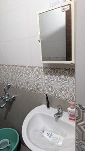 Bathroom Image of 1370 Sq.ft 2.5 BHK Apartment / Flat for rent in Sumukha Serenity, Bommanahalli Bengaluru for Rs. 35000