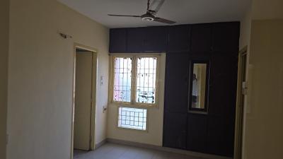 Bedroom Image of 1295 Sq.ft 3 BHK Apartment / Flat for rent in Doshi Gardens, Vadapalani Chennai for Rs. 36000