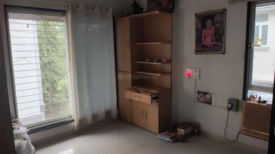 Bedroom Image of 670 Sq.ft 2 BHK Apartment / Flat for sale in Vile Parle East Mumbai for Rs. 26000000