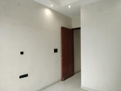 Bedroom Image of 1350 Sq.ft 3 BHK Builder Floor for sale in Sector 98 Faridabad for Rs. 12500000