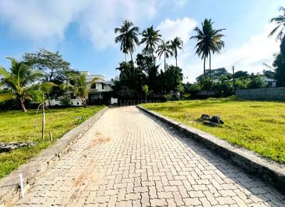 Image of 1305 Sq.ft Residential Plot / Land for sale in Aluva, Kochi for Rs. 1200000