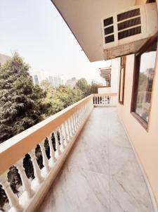Balcony Image of Her Stay  in Sector 44, Gurgaon