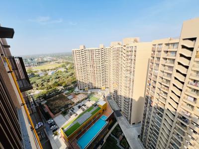 Balcony Image of 1250 Sq.ft 2 BHK Apartment / Flat for rent in Adani Aster Phase 1, Vaishno Devi Circle Ahmedabad for Rs. 25500