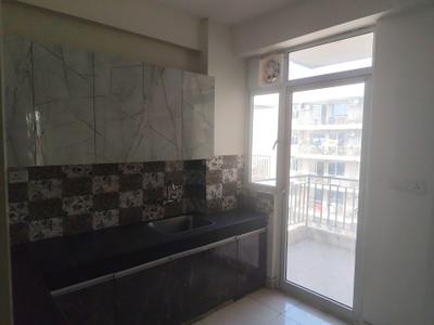 Kitchen Image of 1050 Sq.ft 3 BHK Apartment / Flat for sale in Signature Global Andour Heights, Sector 71 Gurgaon for Rs. 9800000
