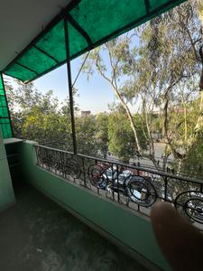 Balcony Image of 950 Sq.ft 2 BHK Apartment / Flat for sale in Shalimar Garden Ghaziabad for Rs. 4700000