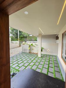 Balcony Image of 1600 Sq.ft 3 BHK Independent House for sale in Pukkattupady Kochi for Rs. 7800000