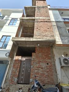 Image of 350 Sq.ft 4 BHK Independent House for sale in Eldeco II, Lucknow for Rs. 4000000